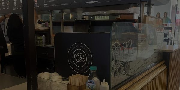 Tienda de Café Don Juan dentro del centro comercial Plaza del Sol.